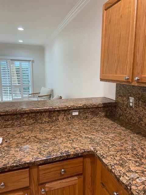 13377 Georgian Court - Photo 10