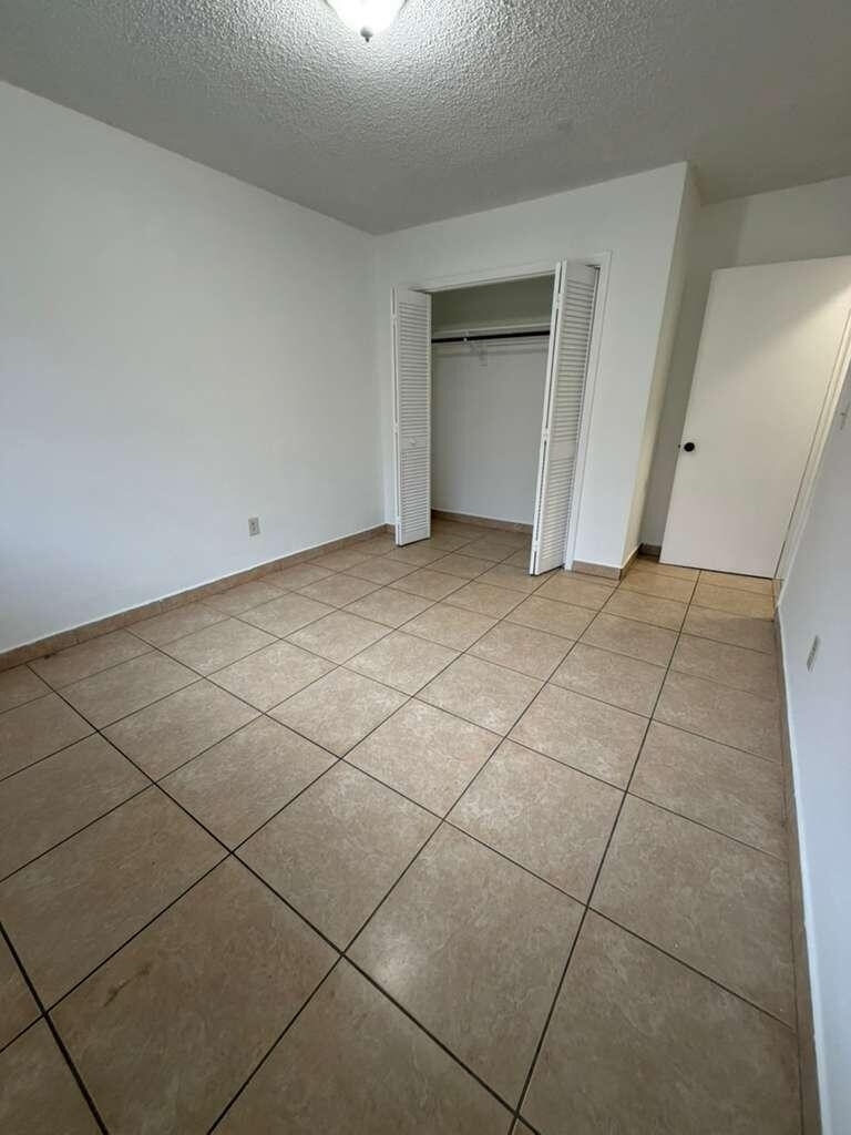 4796 E 10th Avenue - Photo 6