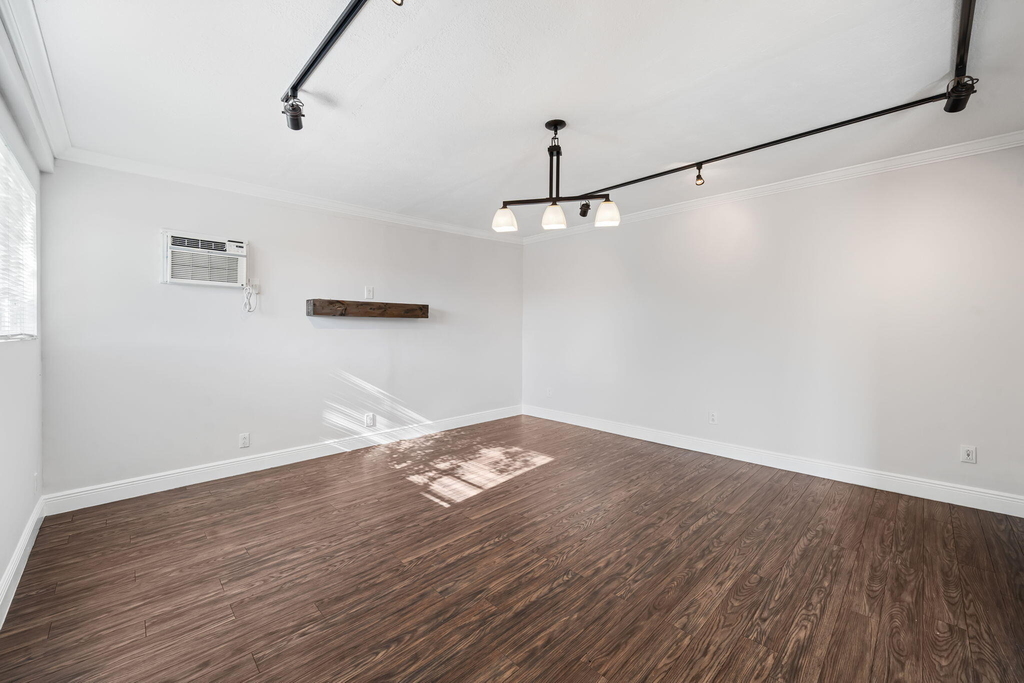 3428 Capri Road - Photo 11
