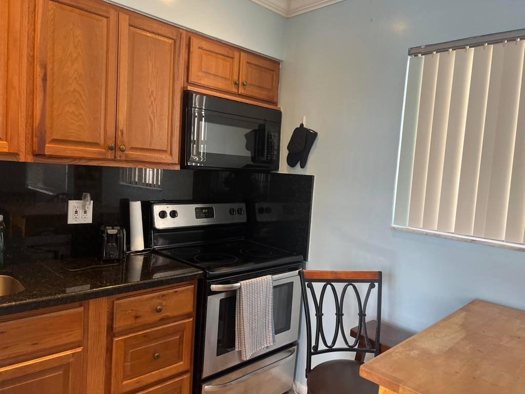 322 Harding Street - Photo 4
