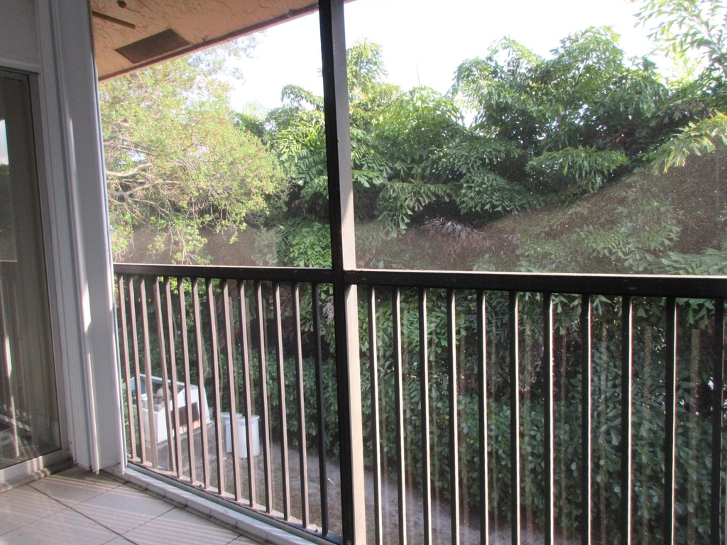 9180 Nw 40th Street - Photo 13