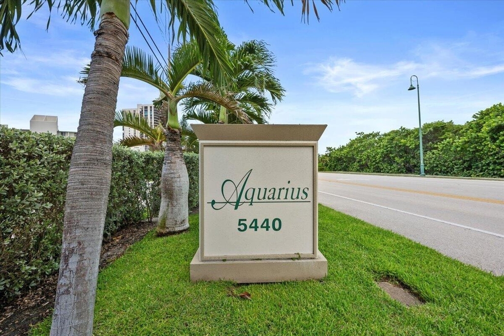 5440 N Ocean Drive - Photo 0