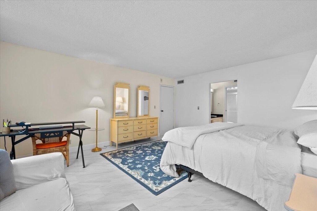 5440 N Ocean Drive - Photo 20