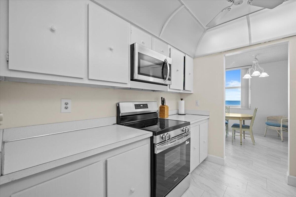 5440 N Ocean Drive - Photo 6
