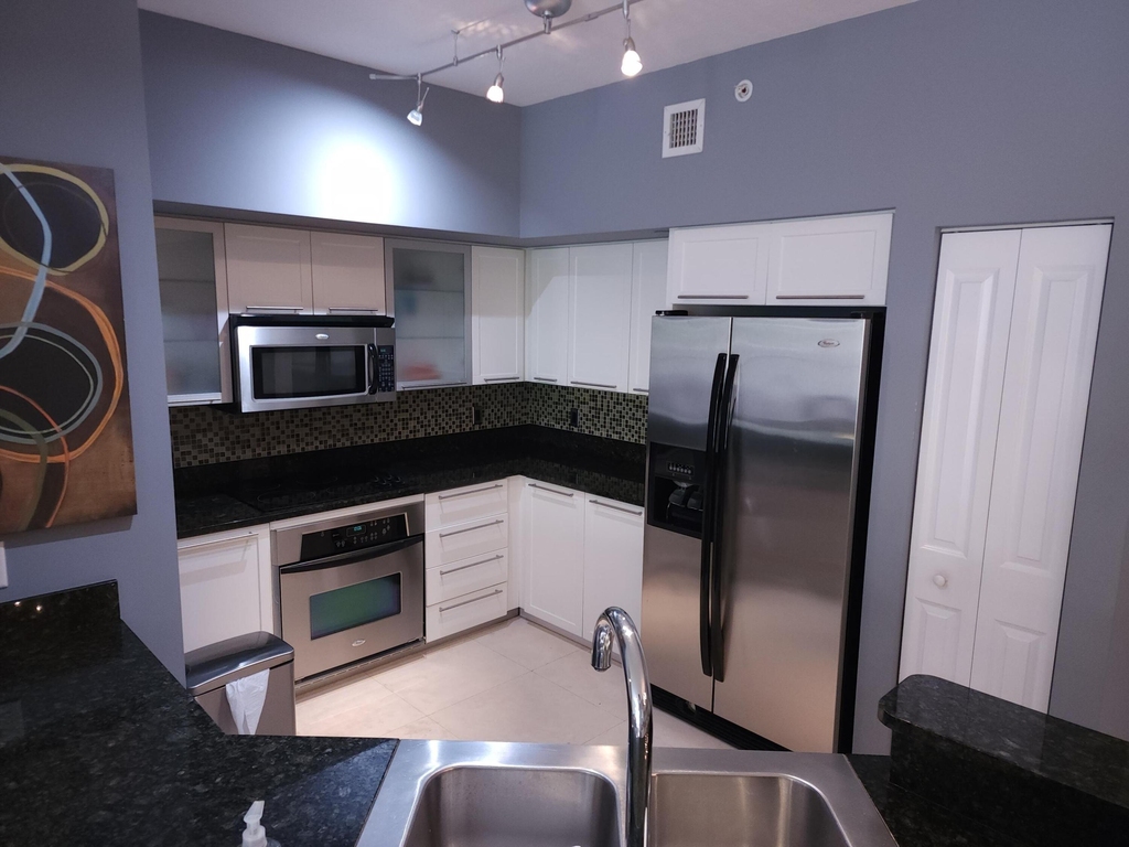 225 Ne 1st Street - Photo 5