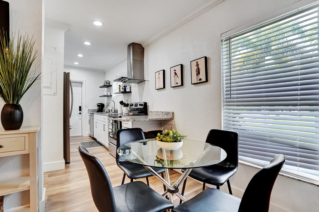 311 Se 3rd Avenue - Photo 10
