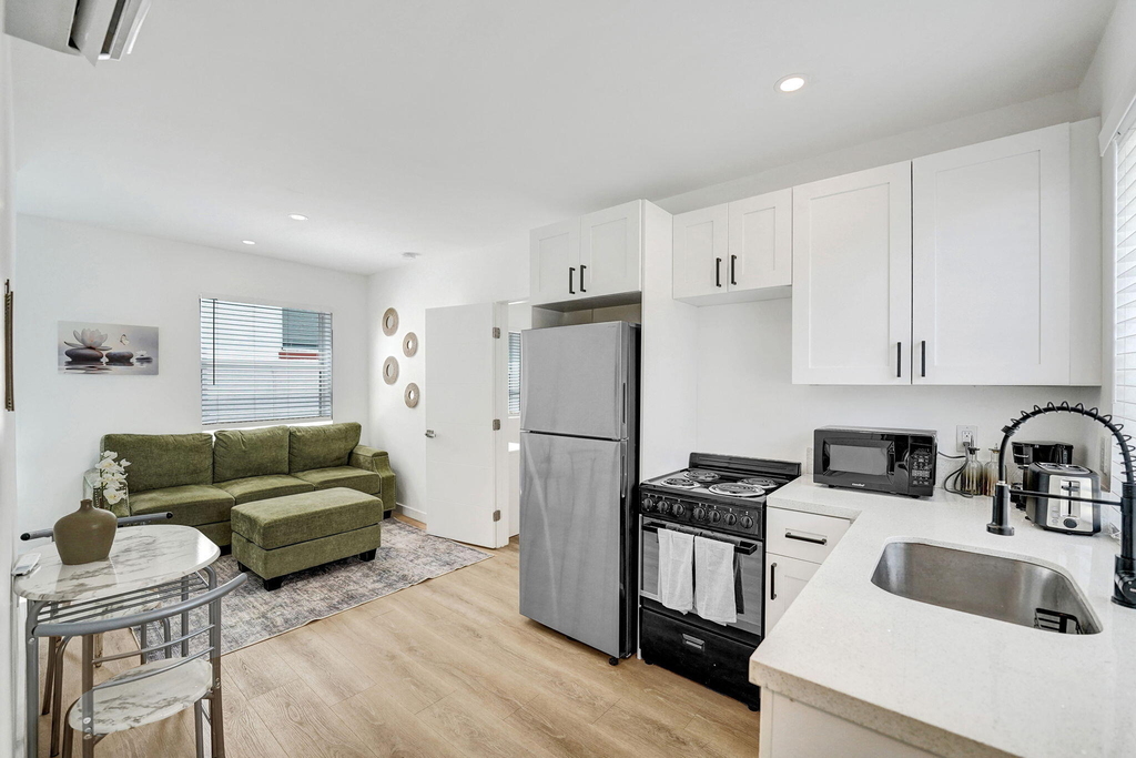 817 Tyler Street - Photo 33