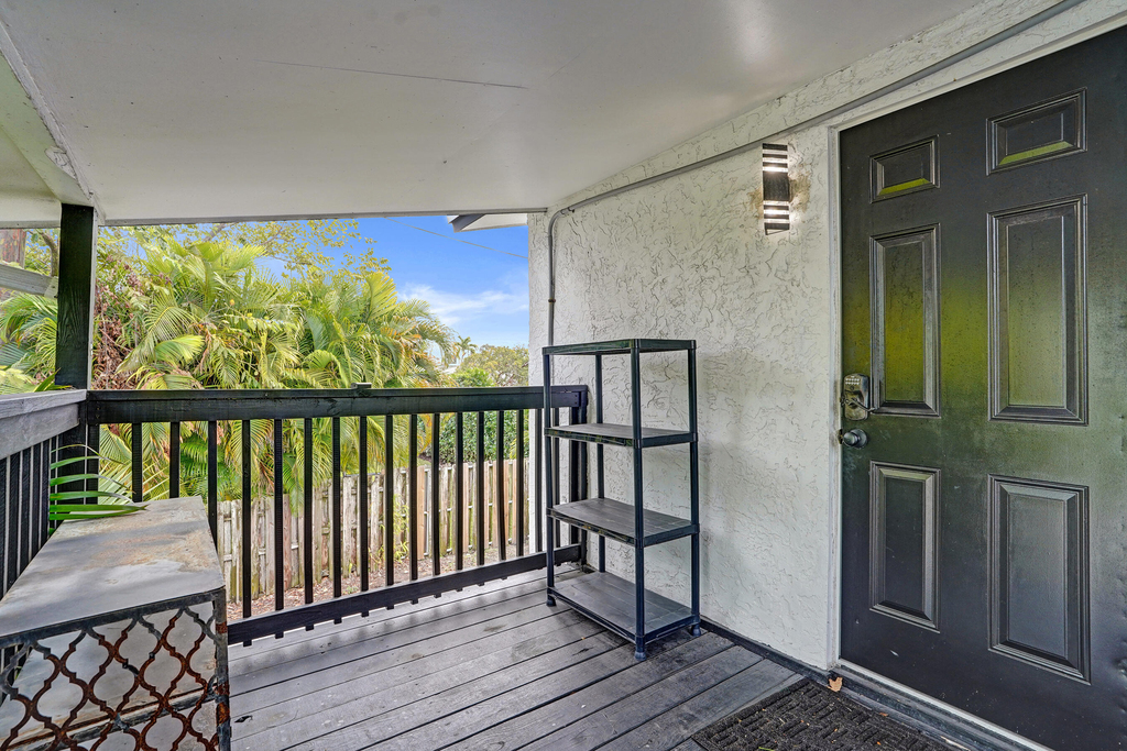 311 Se 3rd Avenue - Photo 12
