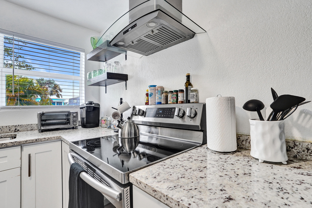 311 Se 3rd Avenue - Photo 4