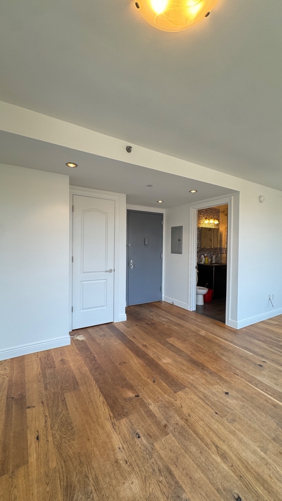 3440 Guider Avenue - Photo 2
