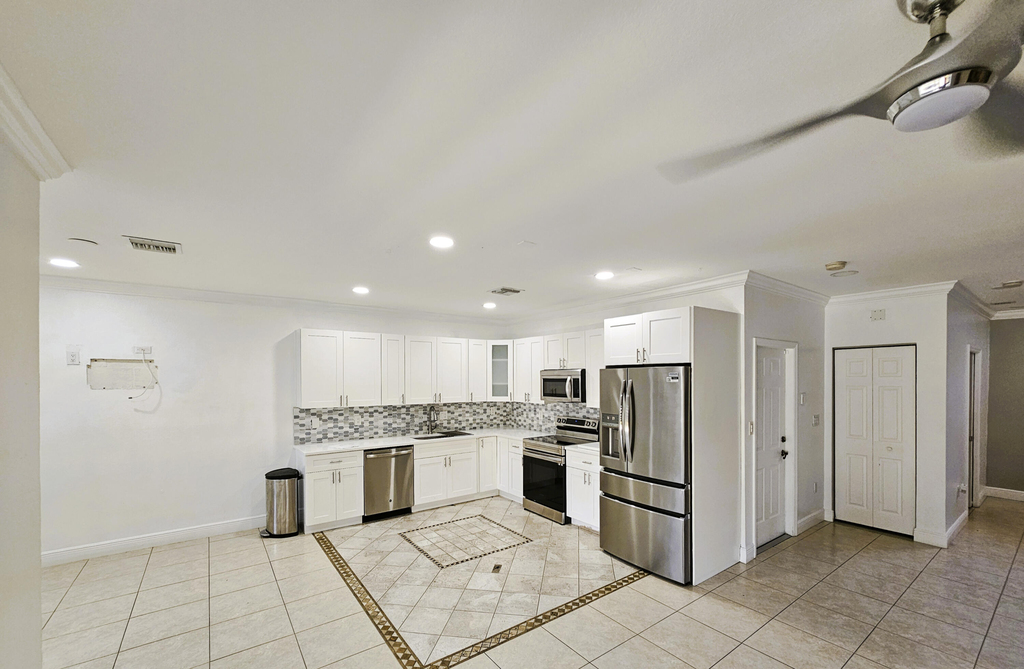 213 Talia Circle - Photo 2
