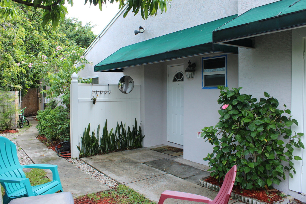 5337 Nw 5th Street - Photo 1