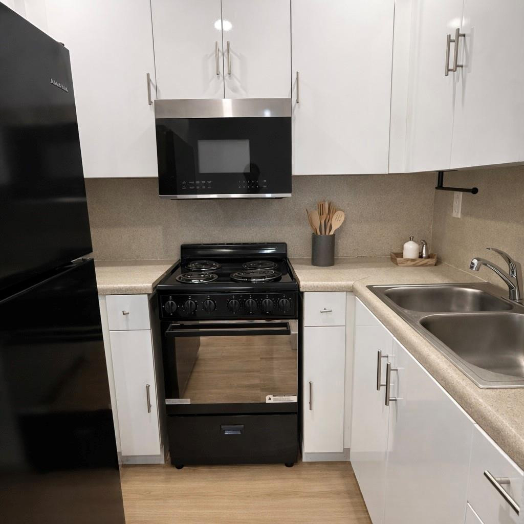 1142 Ne 4th Avenue - Photo 3