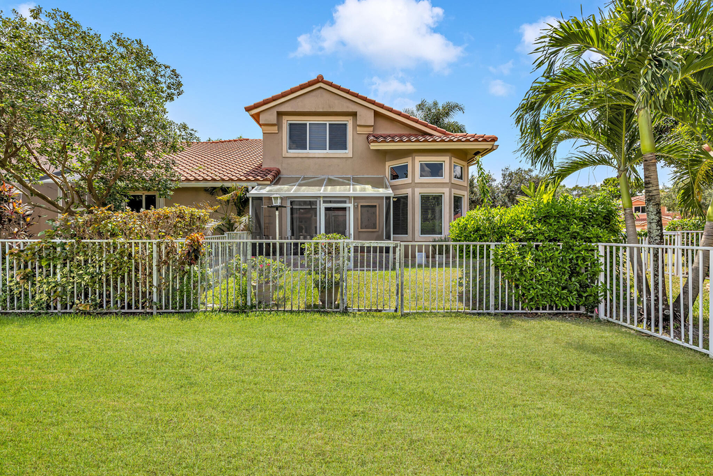 12571 Nw 57th Court - Photo 32