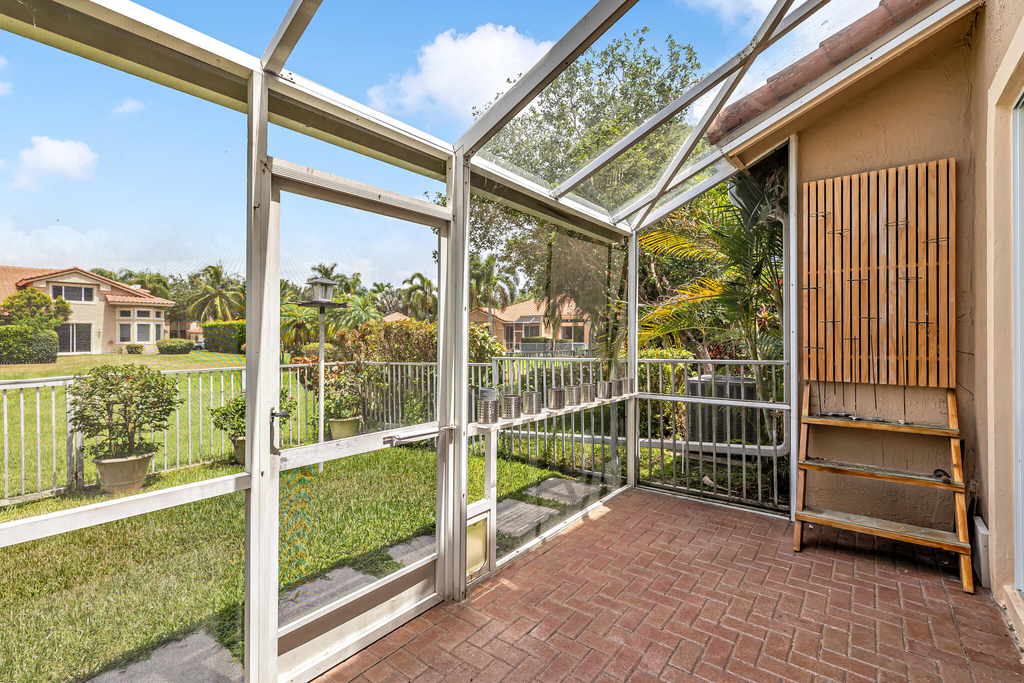 12571 Nw 57th Court - Photo 34