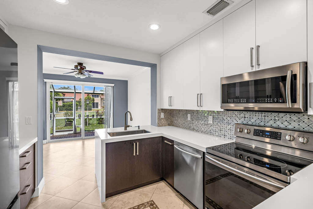 12571 Nw 57th Court - Photo 5
