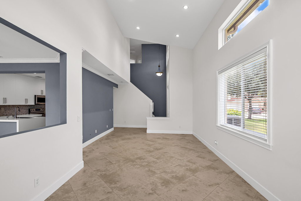 12571 Nw 57th Court - Photo 11