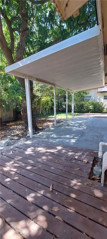 738 Sw 5th Avenue - Photo 2