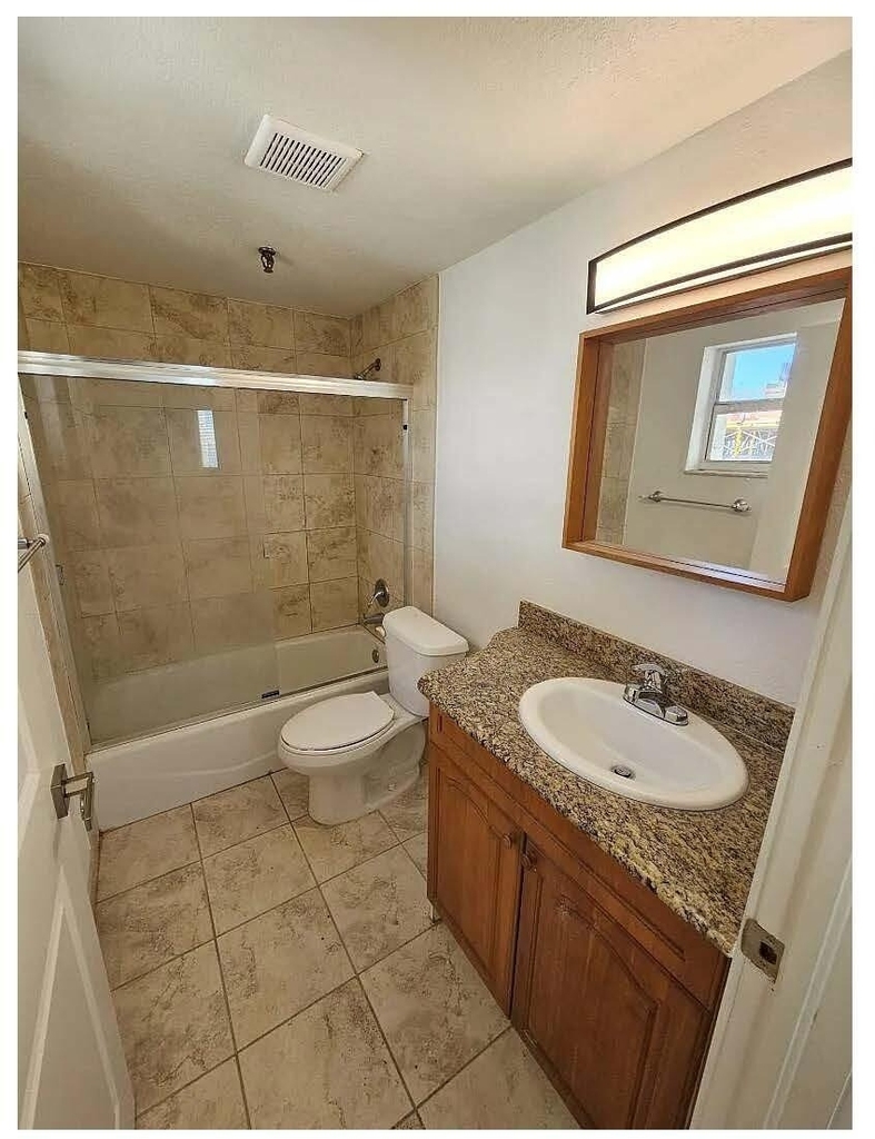 677 Ne 24th Street - Photo 8