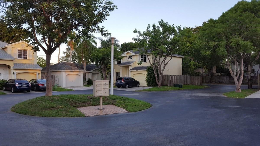 9851 Sw 117th Court - Photo 1