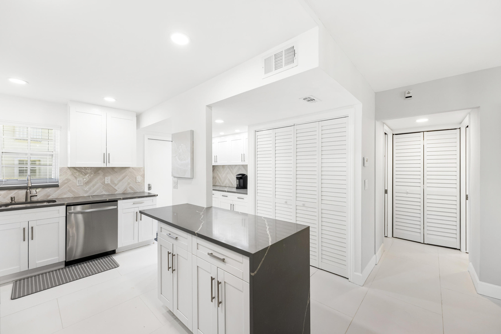 1030 Sugar Sands Boulevard - Photo 2
