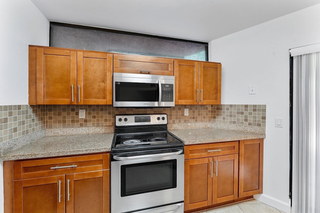 8195 Severn Drive - Photo 6