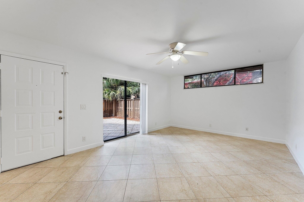 8195 Severn Drive - Photo 2