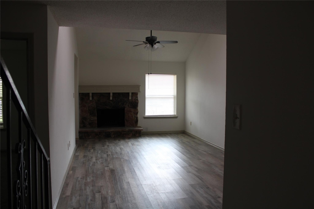 2021 Towngate Drive - Photo 1