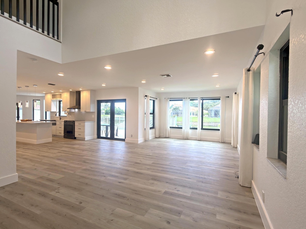 10920 Haydn Drive - Photo 6