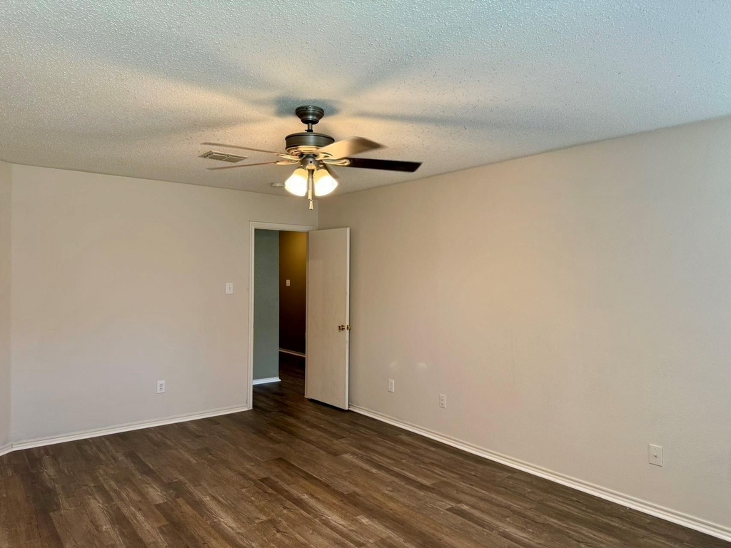 3704 Mariner Street - Photo 9