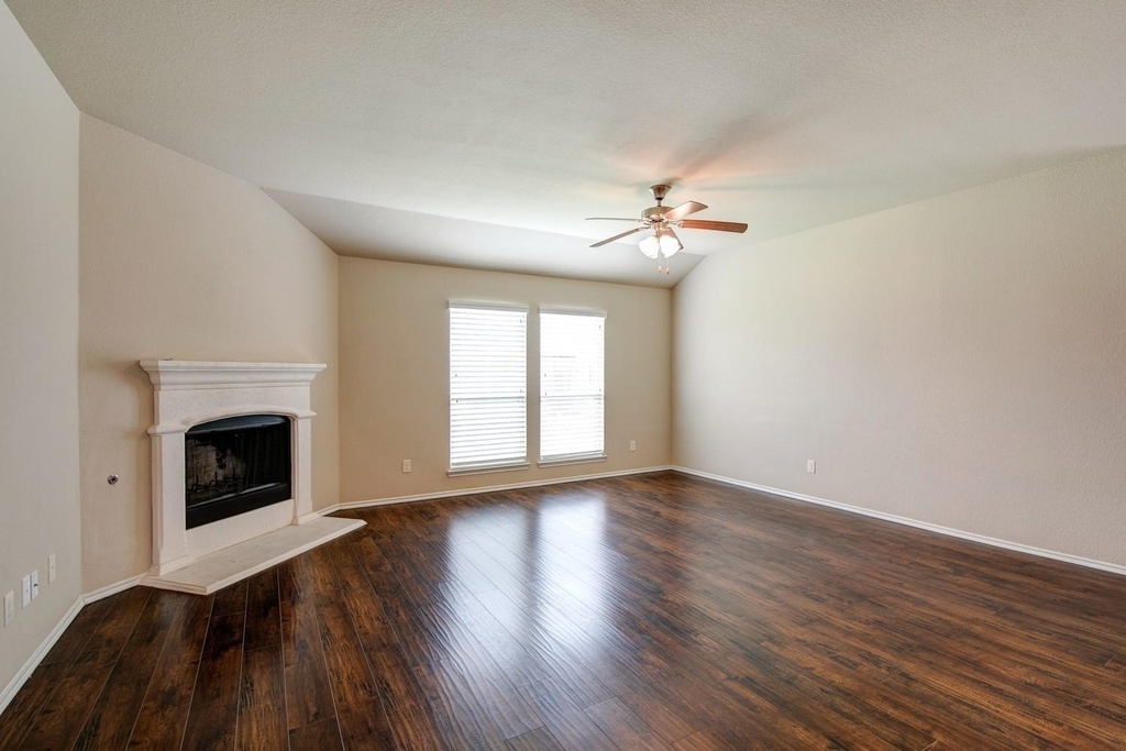 1311 Coleman Drive - Photo 8