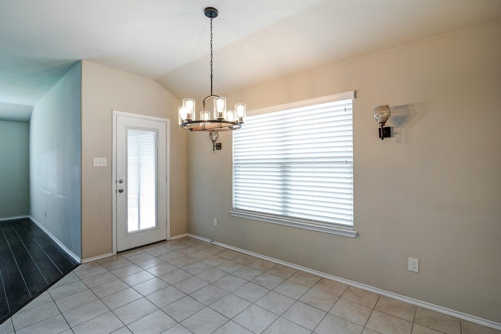 1311 Coleman Drive - Photo 10