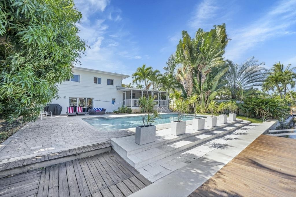 1771 Ne 35th Street - Photo 18