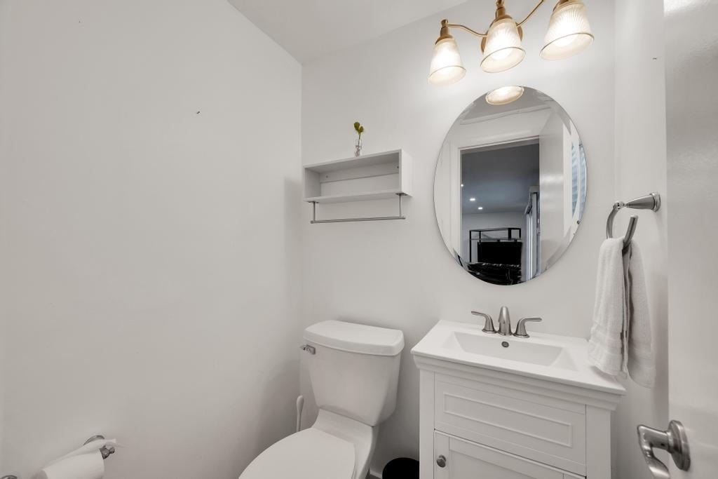 1771 Ne 35th Street - Photo 31
