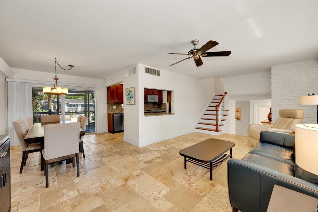 1771 Ne 35th Street - Photo 3
