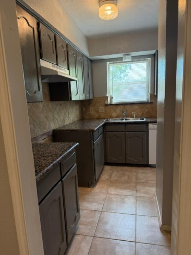 7608 Chapin Road - Photo 3