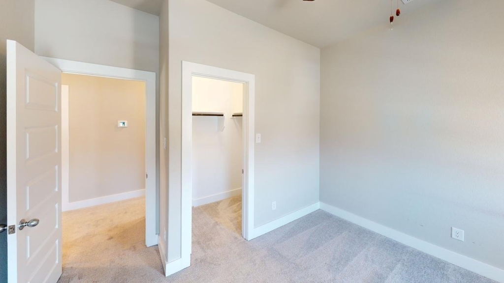 2600 Briarhurst Court - Photo 8