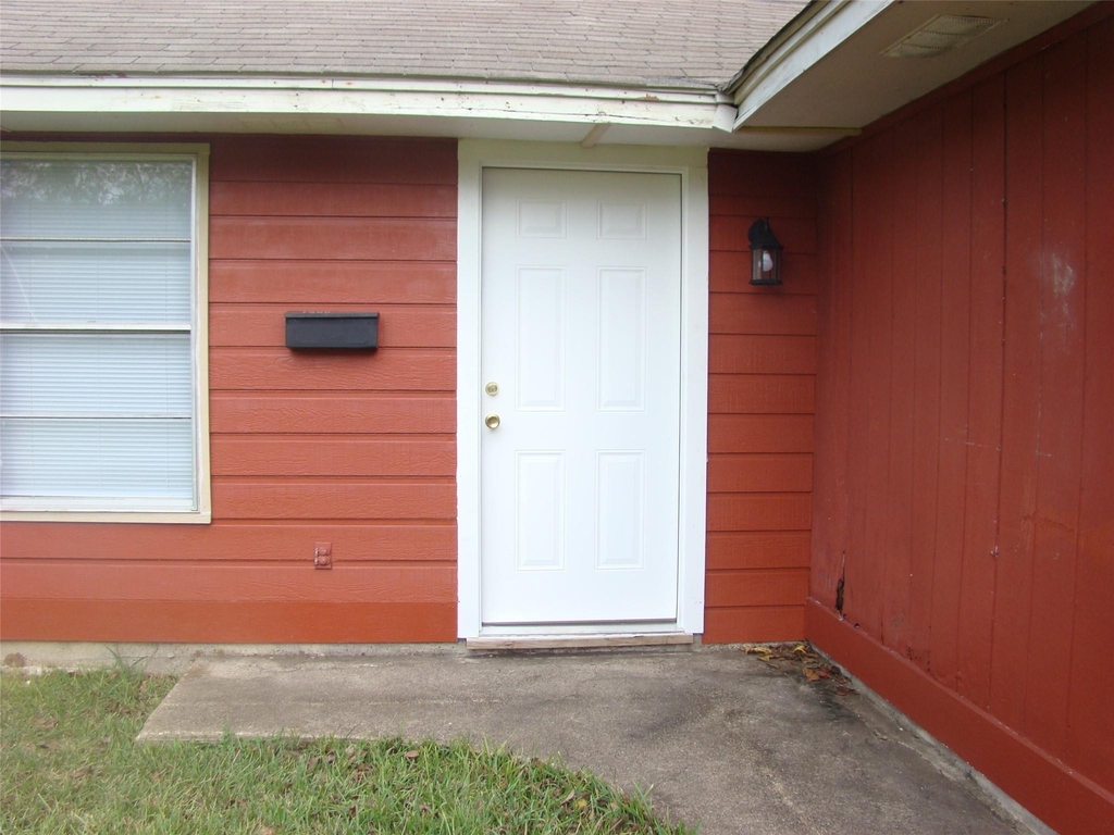 1506 N Preston Street - Photo 2