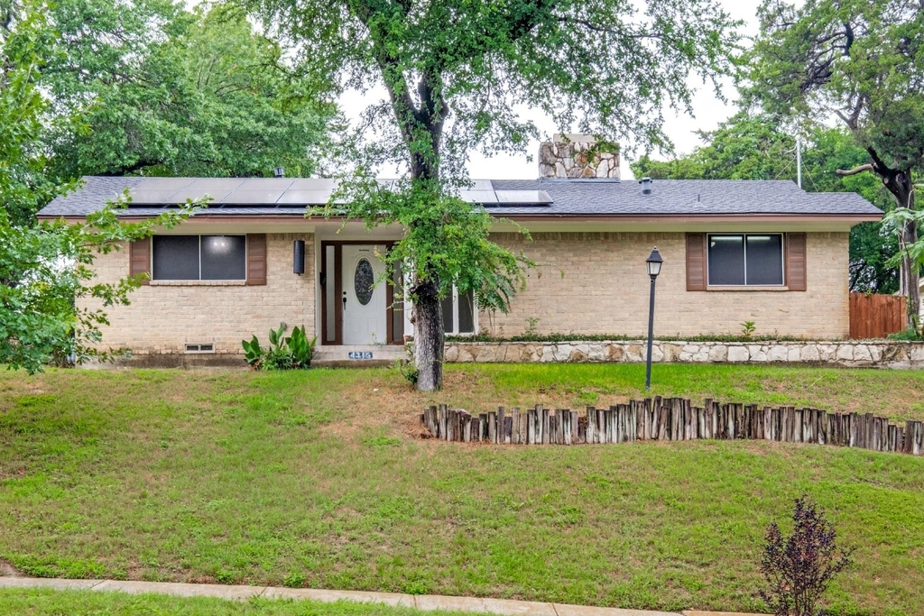 4315 Woodstock Drive - Photo 2