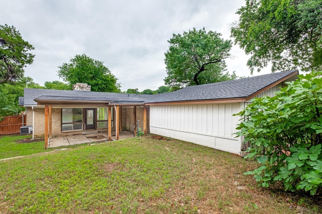 4315 Woodstock Drive - Photo 25