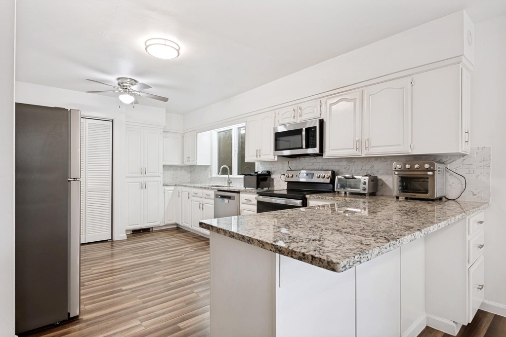 4315 Woodstock Drive - Photo 13