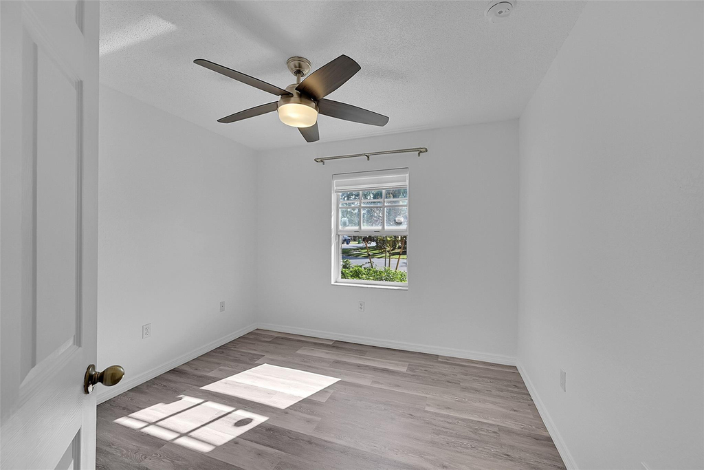 5361 Nw 90th Avenue - Photo 11