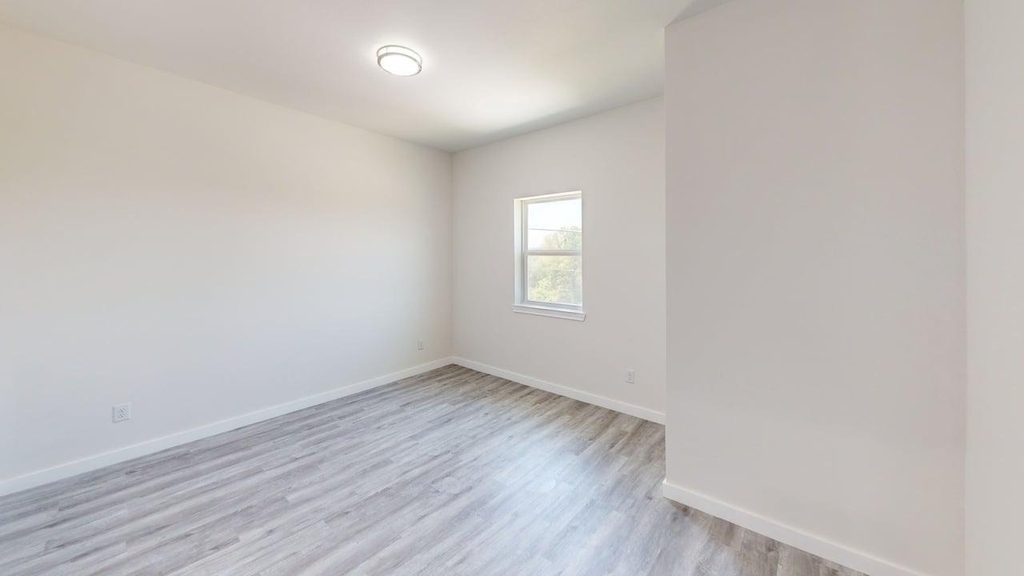 6702 S Lancaster Road - Photo 11