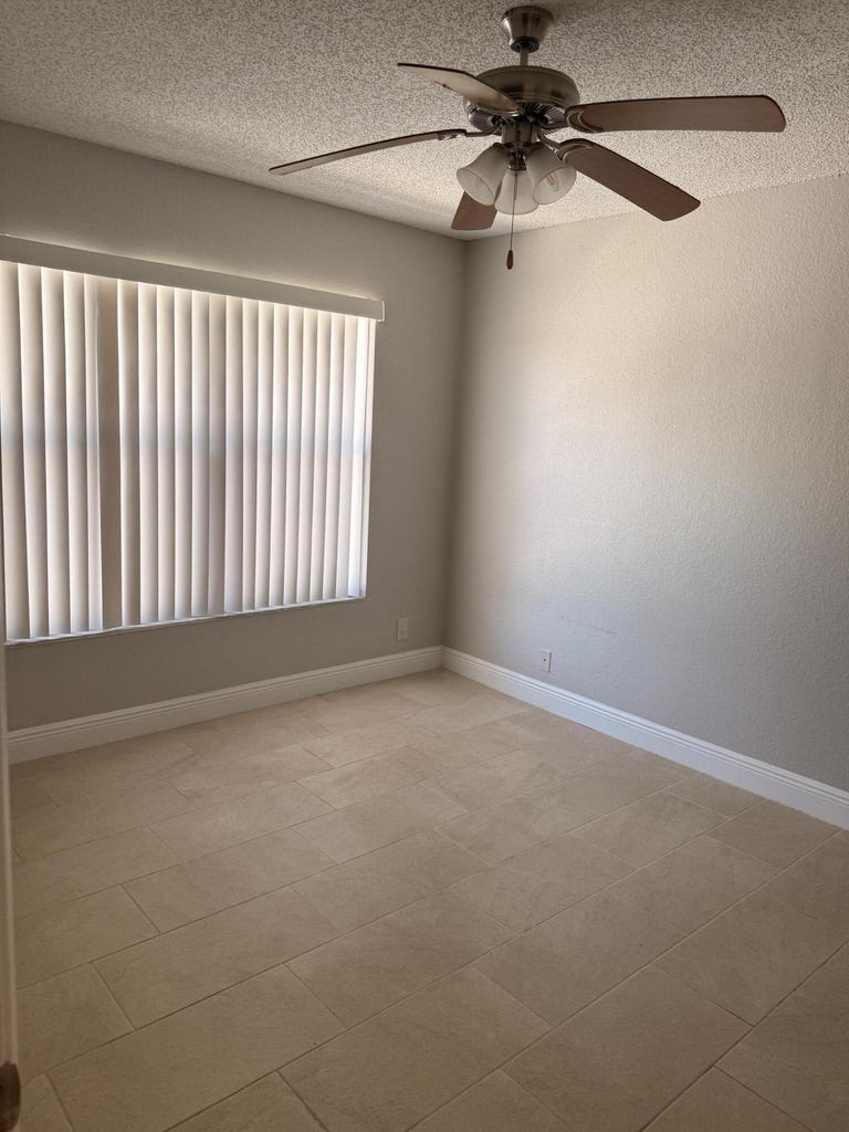 1440 Lake Crystal Drive - Photo 3