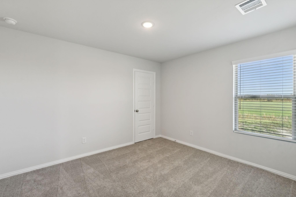 1907 Rolling Ridge Drive - Photo 15