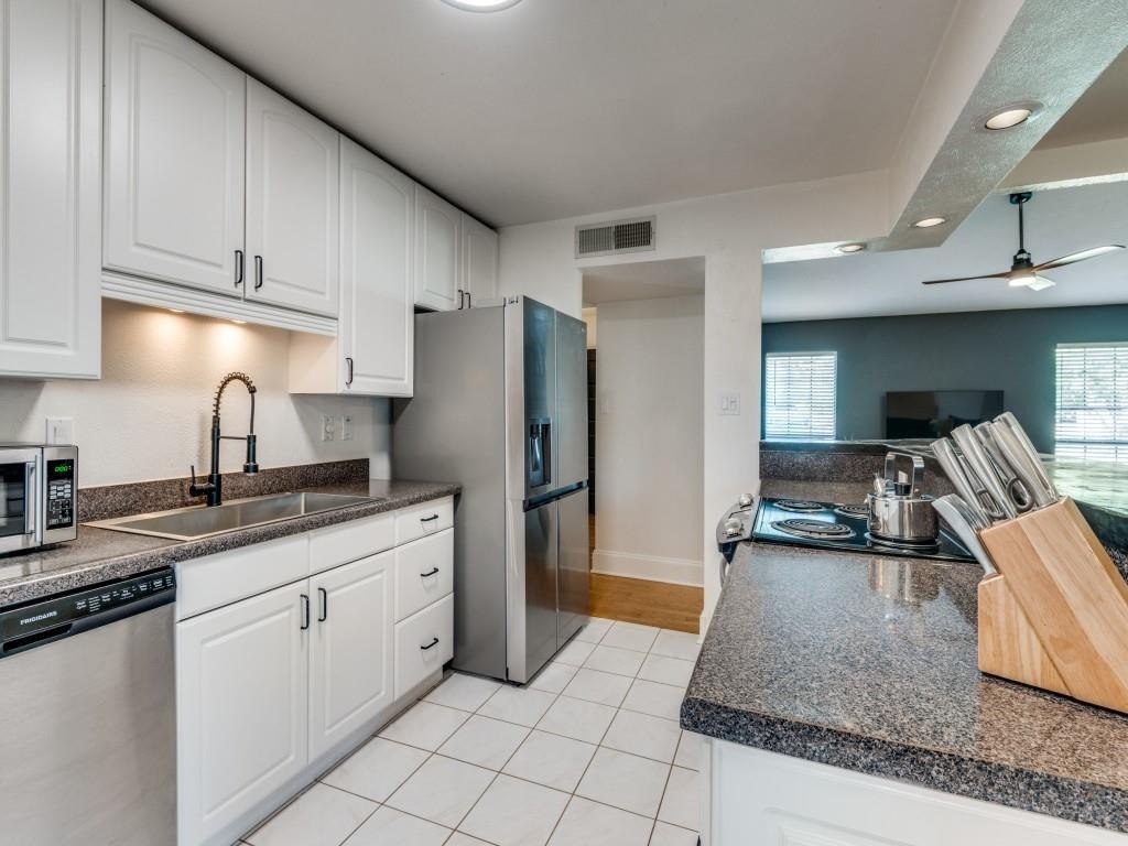 305 Westover Drive - Photo 5