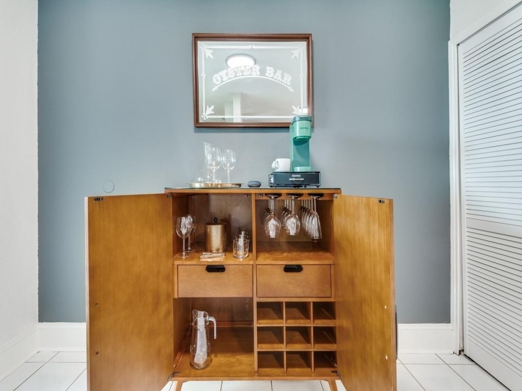 305 Westover Drive - Photo 8