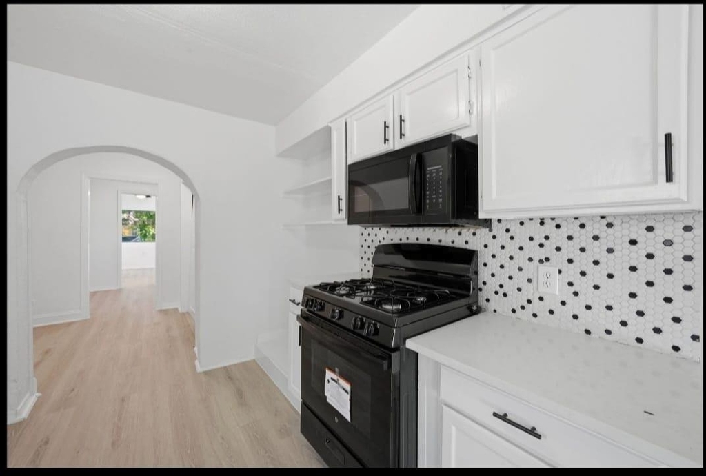3350 Grafton Avenue - Photo 4