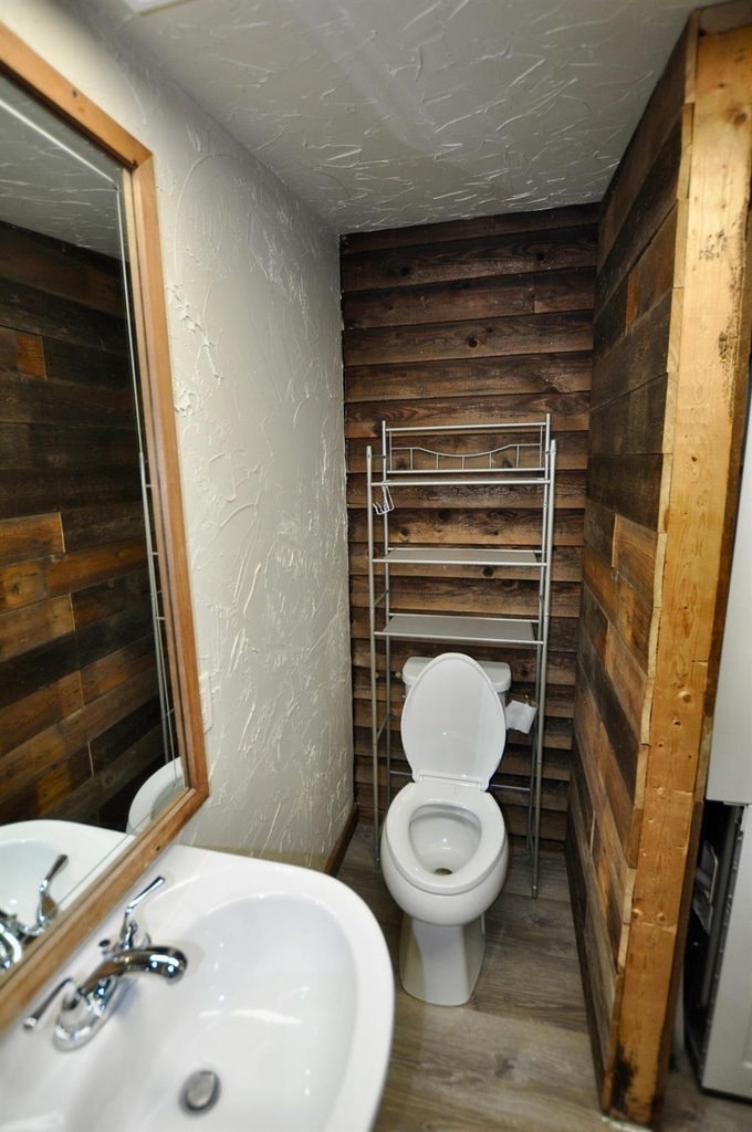 1800 Newport Road - Photo 12