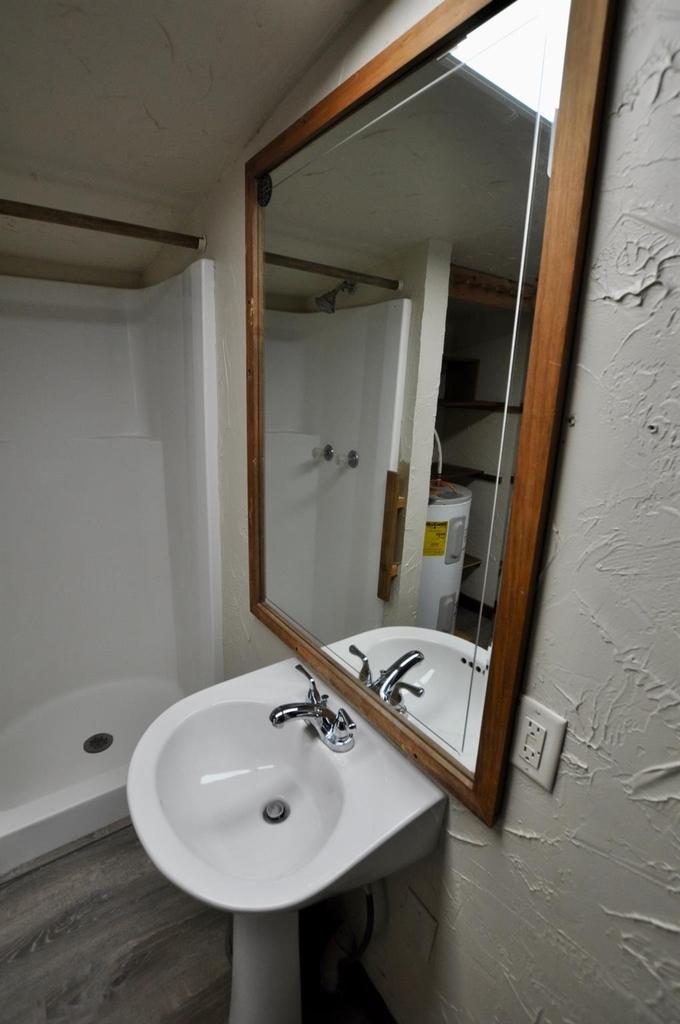 1800 Newport Road - Photo 1